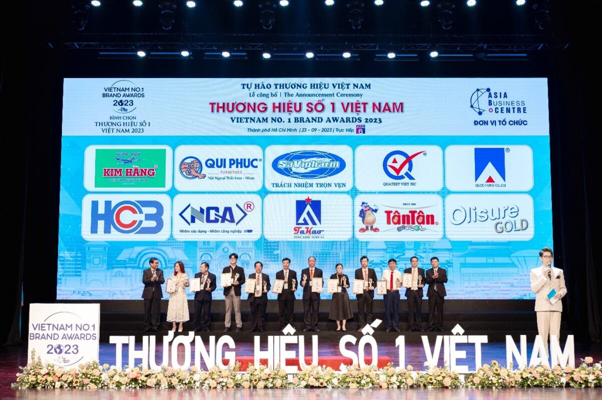 Có 70 thương hiệu đạt bình chọn Thương hiệu Số 1 Việt Nam năm 2023 đều là những thương hiệu lớn, đầu ngành có uy tín được nhà đầu tư, đối tác và người tiêu dùng đánh giá cao tại thị trường Việt Nam